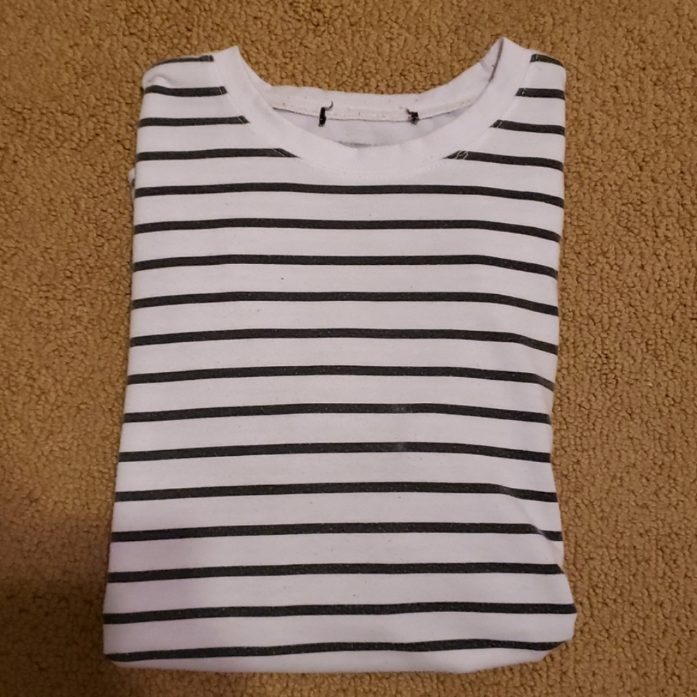 Black and white striped t shirt